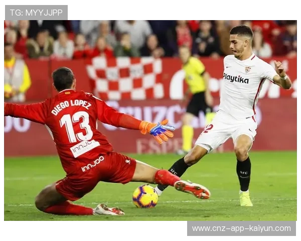 皇家社会边路配合撕裂对手防线