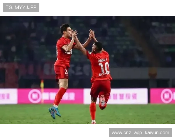 长春亚泰外线节奏逐渐加速，多次冲出空间